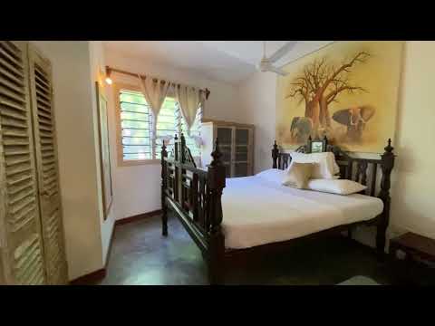 Malindi House Tour!! Artsy 2 bedroom apartment on the beach