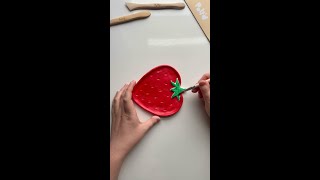 How to make the SWEETEST strawberry trinket dish 🍓