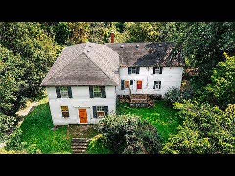 Mayors GORGEOUS 1850s Heritage Farmhouse Forgotten In the Woods | ABANDONED FOR THE LAST 10 YEARS!