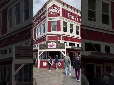 Big line for Tracy’s king crab 🦀 #tracyskingcrab #kingcrab #ytshorts