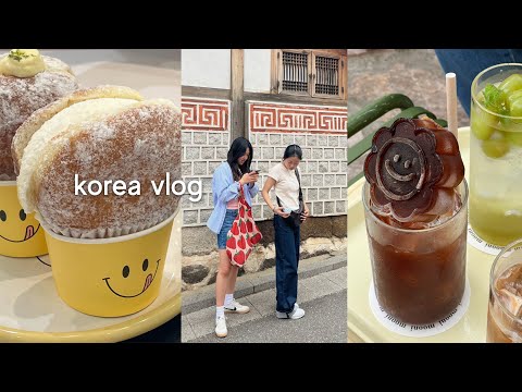 korea vlog | cafe hopping, gwangjang market, bukchon hanok village, hangang, shopping, stationary