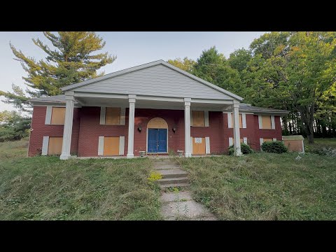 Exploring Led Zeppelin’s Incredible ABANDONED 1970’s Dream Estate Forgotten In The Woods