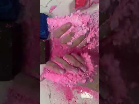 #dyedgymchalk #asmr #gymchalk #softchalk #StJudeDadPhotos #chalk #powder @alz.asmr