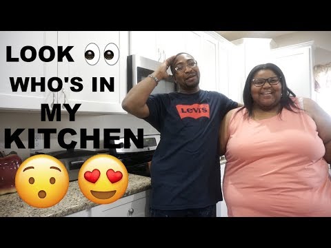 LOOK WHO'S IN MY KITCHEN | COOKING BLUE CRABS WITH PRISSY P | SOUTHERN SMOKE BOSS