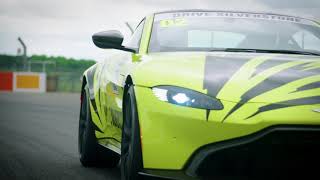 Aston Martin Vantage - Drive Silverstone