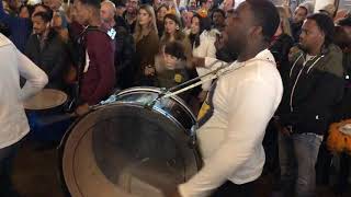 Brassband Koningsnacht in Amsterdam