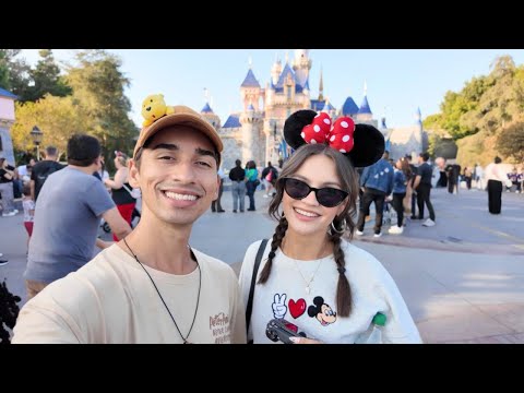 Our First Day In Disneyland Was Great & Exhausting! Getting Krista's FAVORITE Snack