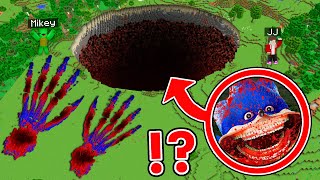 Mikey and JJ Found Biggest Scary Blood Sonic Footprints Inside This PIT in Minecraft - Maizen?!