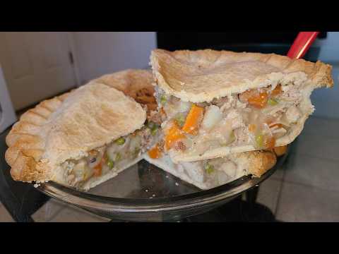 Creamy Chicken Pot Pie | Homemade pot pie made with chicken thighs