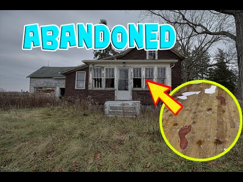 Exploring a Creepy Abandoned House with Everything Left Behind!