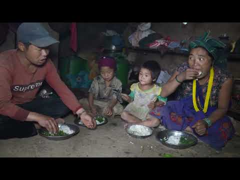 Cooking green vegetables in the village