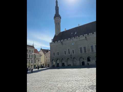 Tallinn Town hall square Estonia 🇪🇪 #travel #vlog #tallinn #oldtown