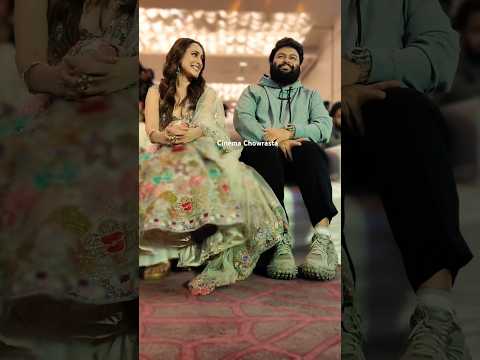 చూపు మొత్తం తమన్ పైనే Thaman,pragya Jaiswal Exclusive Video #trending#ytshorts#viralvideo