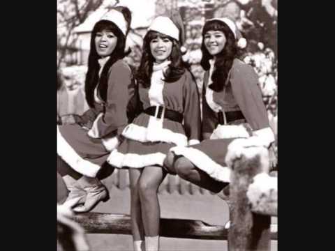 I Saw Mommy Kissing santa Claus - The Ronettes