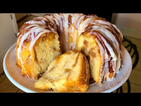 Peaches and Homemade Vanilla Bundt Cake | A vanilla flavored Bundt cake infused with fresh peaches.