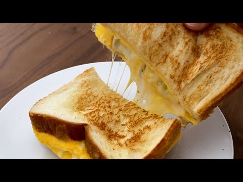 Breakfast Egg Sandwich Hack | Plump and Crispy One Bread Bacon Egg Toast