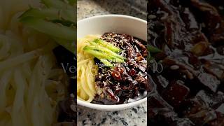 JJAJANGMYEON (KOREAN BLACK BEAN NOODLES)🍜 #jjajangmyeon #noodles #veganrecipes #noodlerecipe #vegan