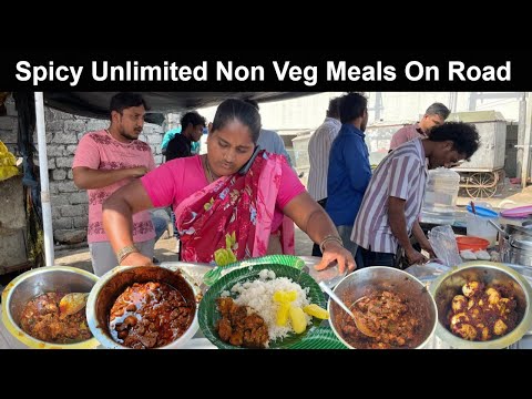 Hardworking Lady Selling Unlimited Meals | Famous Aunty Street Food | Hyderabad Roadside  Meals