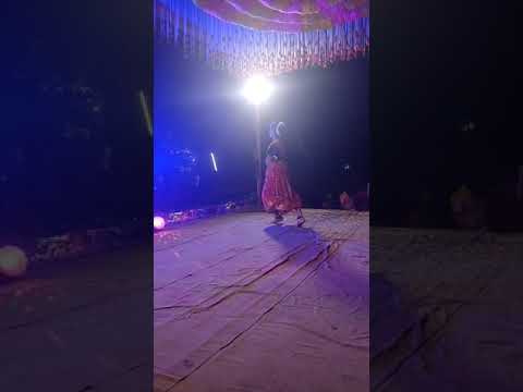 Arijit Singh - jabo na jabo na fire aar ghore pora mon mane na || ANNSHA PATRA || STAGE PROGRAM .