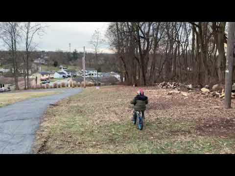 Daisy riding Cruz’s Yamaha ttr 110