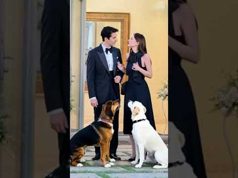 Yoo Yeon Seok and Chae soo playing with Dogs