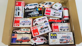 【トミカ】救急車のミニカーを箱に戻す。しかし、1台だけトミカではありません！ One of the vehicles is not a Tomica ambulance.