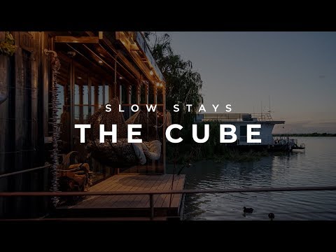 UNIQUE ACCOMMODATION | This tiny home on the Murray River is the epitome of relaxation | SLOW STAYS