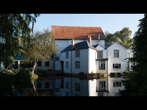 KITCHEN TOUR | A beautifully renovated English country cottage