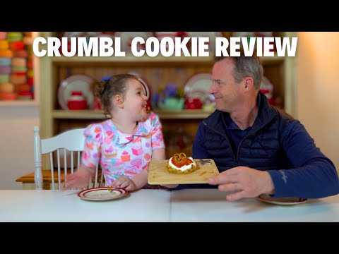 Crumbl Cookie Review