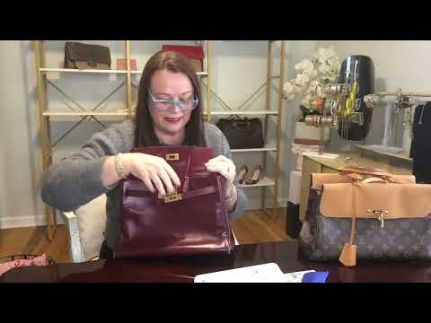 Sunday Handbag Switch Out Day Week number 8  | R E B E C C A  B A R T O N