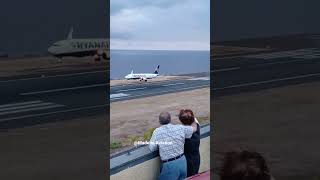 Ryanair Landing at Madeira