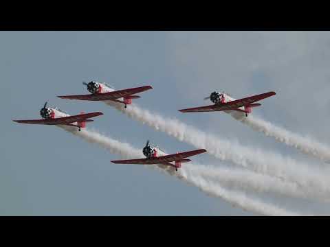 Aeroshell Team at Oshkosh 7 26 21