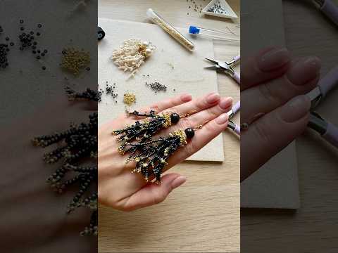 Trendy Earrings Tutorial #diy #handmadejewelry #seedbeadearrings #trending #earrings