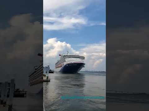 4K Port Charlotte Huge Cruise leaving 3 short blasts tell boaters I am operating #shortvideo #viral