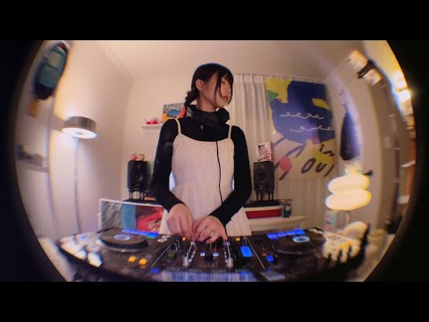 '𝙣𝙚𝙬 𝙝𝙤𝙪𝙨𝙚 𝙣𝙚𝙬 𝙢𝙞𝙭 ~ DJ set' by yunji (hiphop/house/ukg)