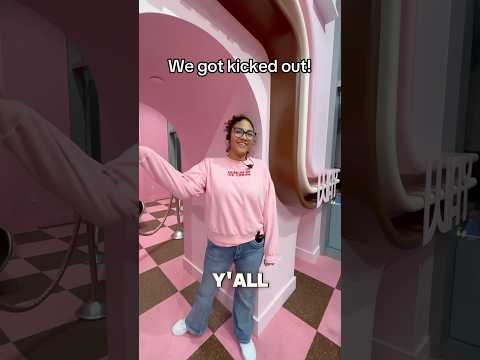 Londyn gets KICKED OUT of ICE CREAM MUSEUM! #dlafam