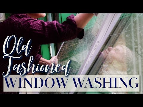 Family SECRET to Old Fashioned Window Washing | ❄️ BEAUTY BEFORE THE BLIZZARD ❄️