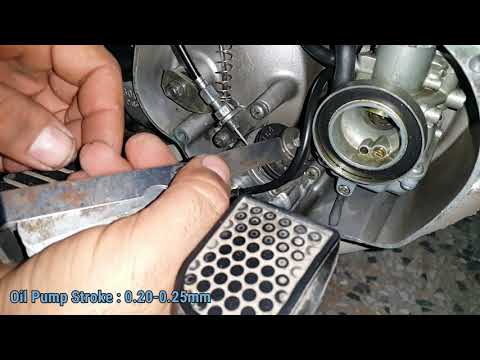 Yamaha YB100 Oil Pump Factory Setting | Yamaha YB100 Oil Pump Stroke checking | Two Stroke Oil Ratio