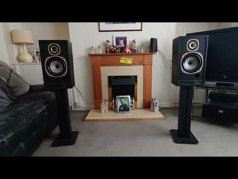 #CD-EXTREME - #ROCK -#Tannoy #M20Gold Speakers#Audiolab #8200cdq#Arcam Amplifier