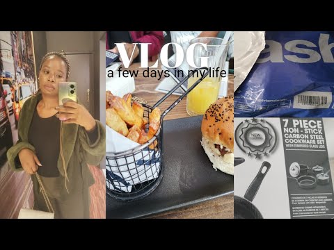 Hudsons - The Burger Joint (Parkhurst), Rocomammas The Triple Threat, New pots + makeup & more| VLOG