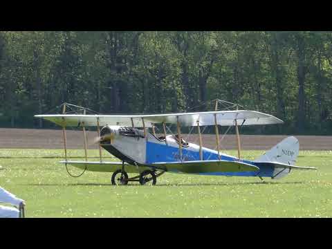 Curtiss Jenny at C77