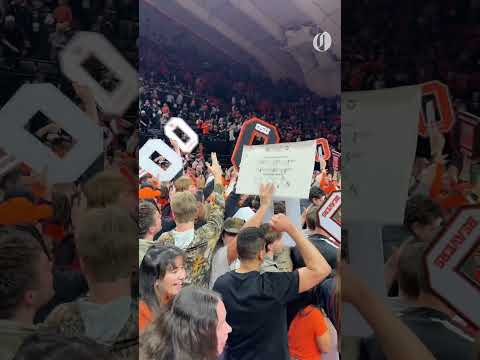 Fans storm court after Oregon State upsets No. 16 Gonzaga