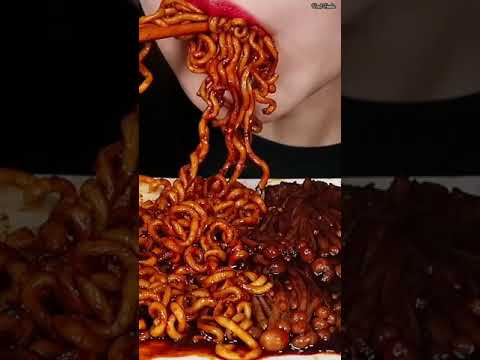 Asmr Eating Hot &  Spicy Noodles 🔥🤤#shorts