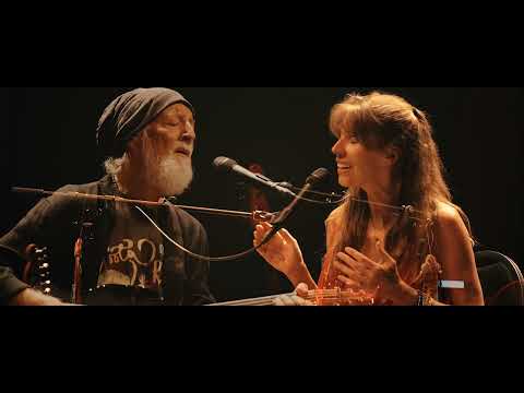 Deva Premal & Miten -  Gayatri Mantra [ Live in Zurich ]