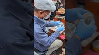 Traditional candy blower in Lugang, Taiwan. 台灣鹿港吹糖手藝