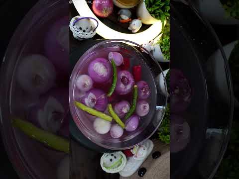 #viral #shorts #shortvideo #rasoi #asmr #sirkapyaaz #asmrcommunity #vinegaronion #onionpickle #onion