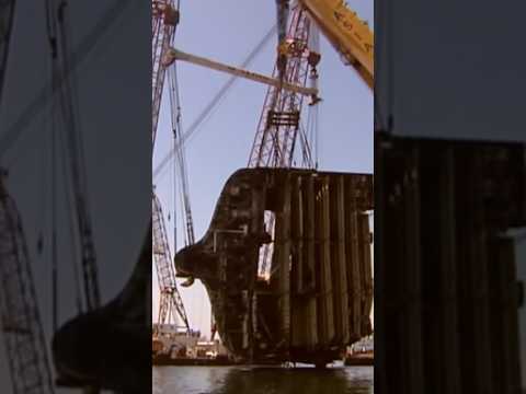 What Happens To Shipping Containers Lost At Sea