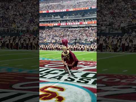 What a difference a college football season makes #marchingband #usctrojans #collegefootball #usctmb