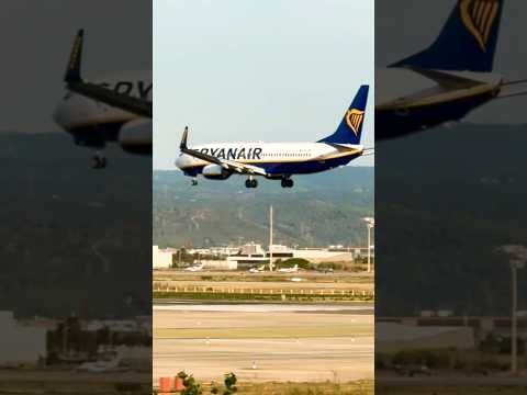 Ryanair Aterrizaje perfecto en Barcelona #youtubeshorts #shorts #short #aviation #planespotting