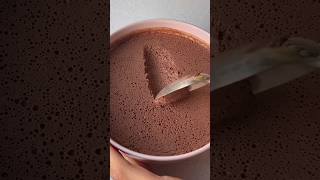 Mousse de chocolate con 1 ingrediente🍫 #receta #postres #mousse #chocolate #moussechocolate